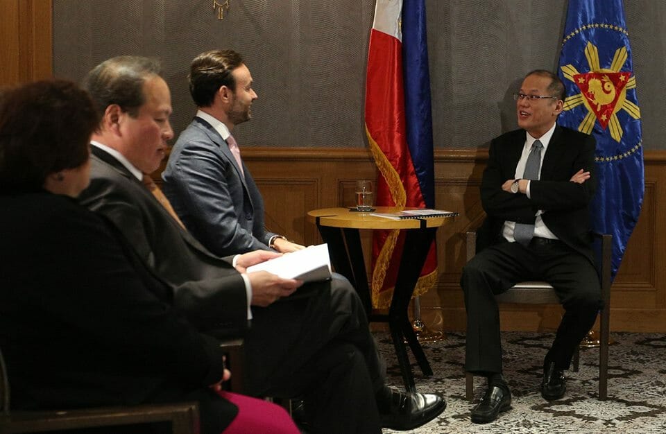 President Aquino III in conversation with Jacobi Carbons Group CEO, Anders Skeini.