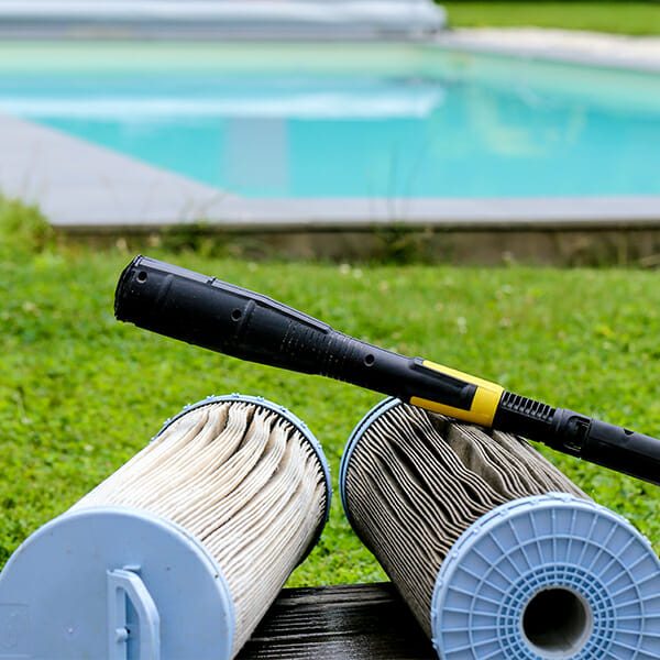 Schwimmbad-Filteranlagen